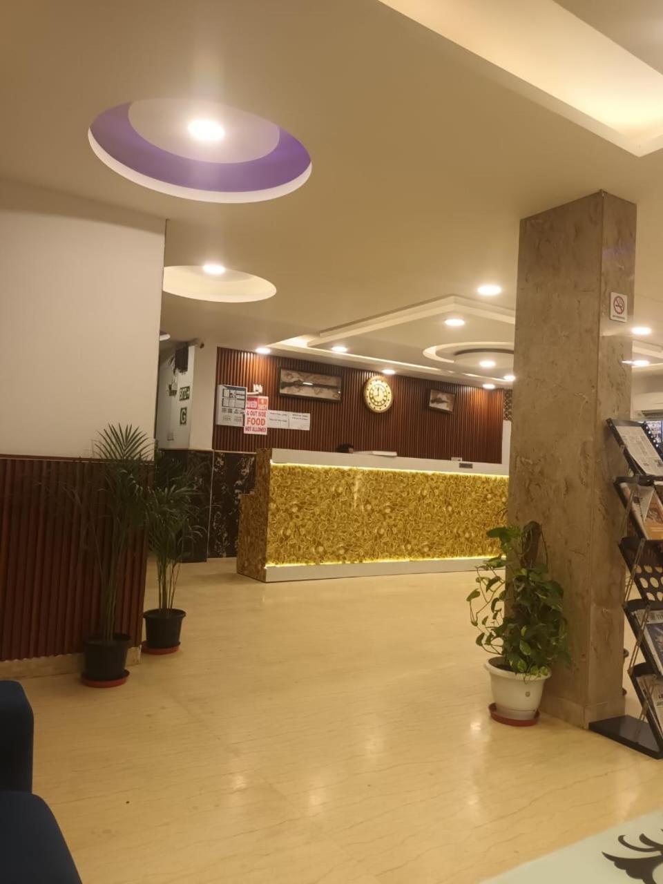 Empire Hotel Empire Suites Near Igi Airport Ню Делхи Екстериор снимка